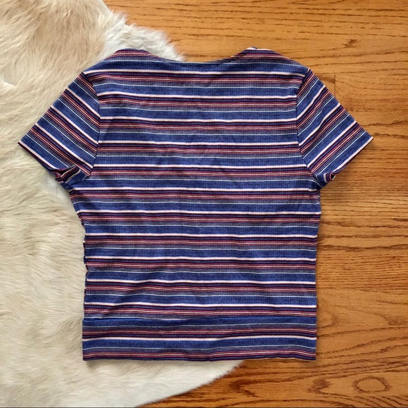 Lush Ty Button Front Knit Crop Top - Med - Picture 2 of 5